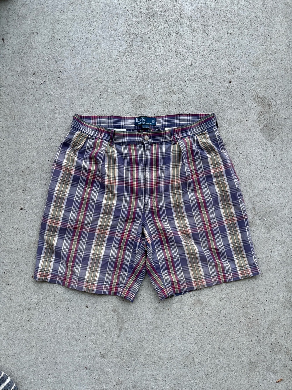 Vintage Polo Ralph Lauren Tyler Short Pleated Plaid Shorts Navy Maroon 35 x 8.5